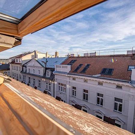 Blue President Bratislava