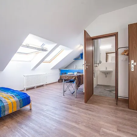 Blue President Apartment *